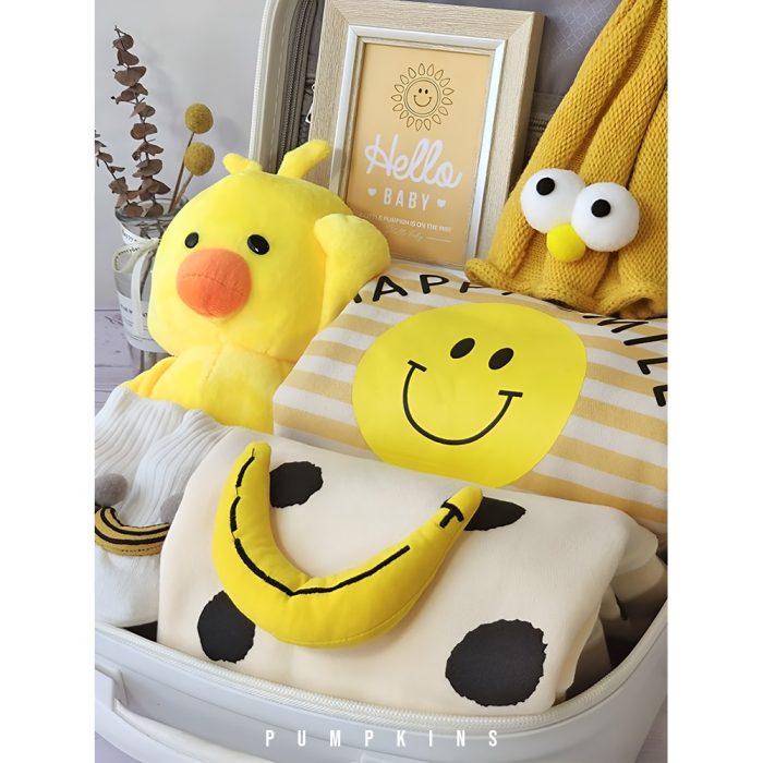 MY PUMPKINS® Premium Smiley Newborn Baby Gift Set 9-in-1 – Cotton Rompers, Duck Doll, Keepsake Suitcase & Essentials for Boys and Girls